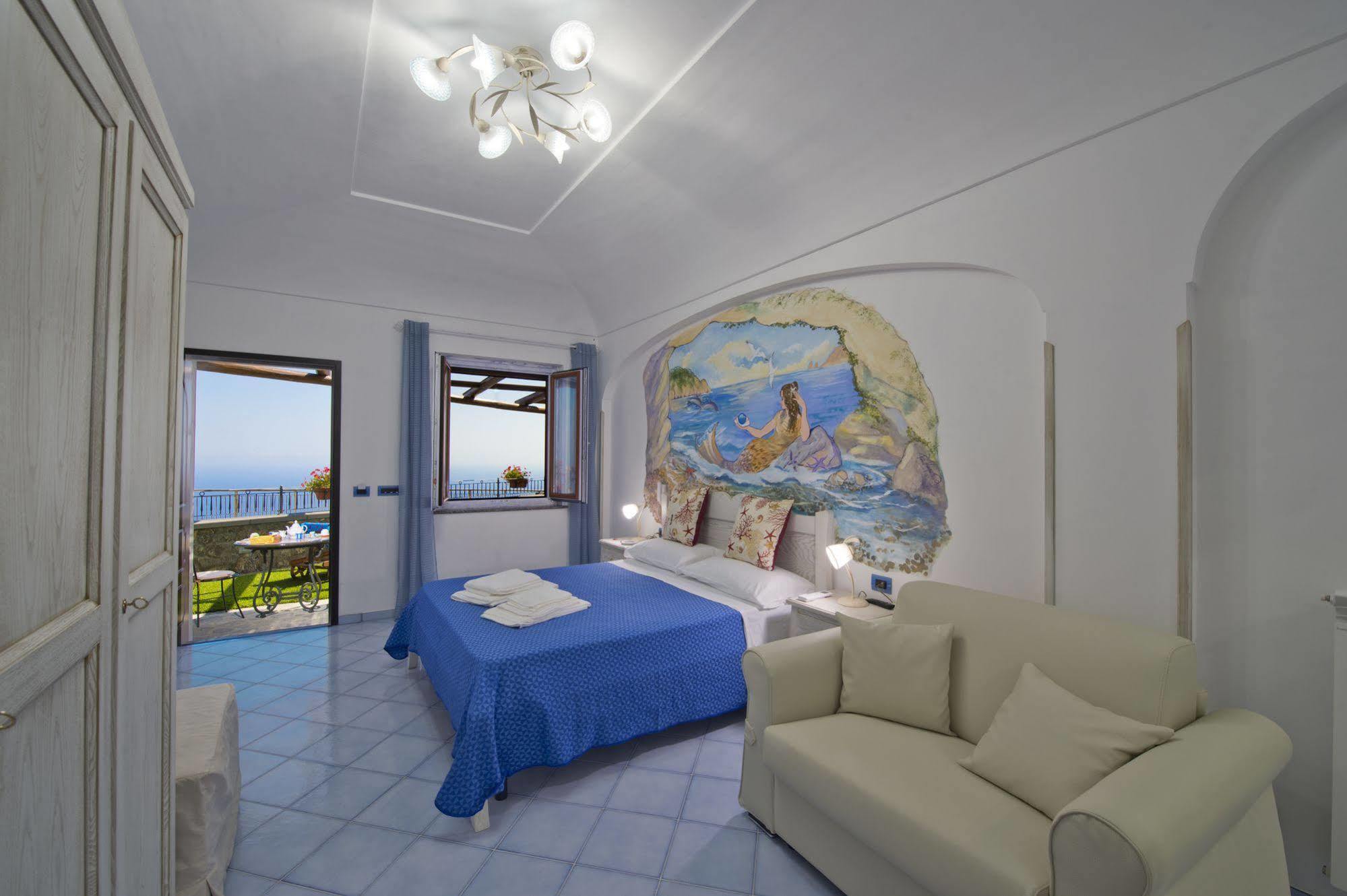 La Mela Blu Bed & Breakfast Фуроре Екстериор снимка