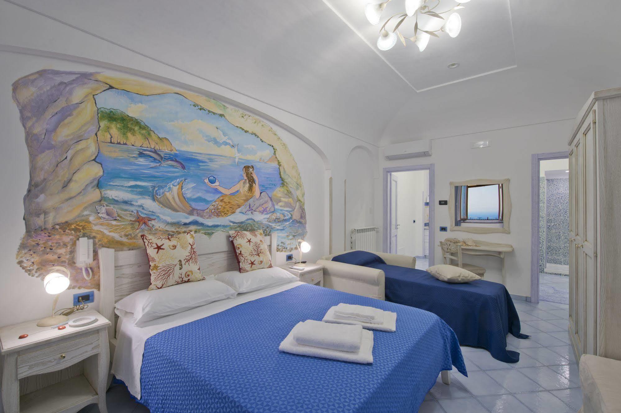 La Mela Blu Bed & Breakfast Фуроре Екстериор снимка