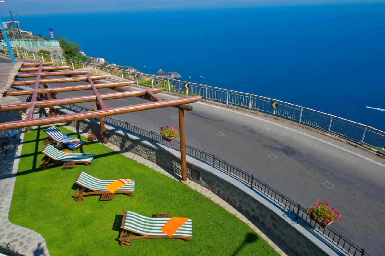 La Mela Blu Bed & Breakfast Фуроре Екстериор снимка