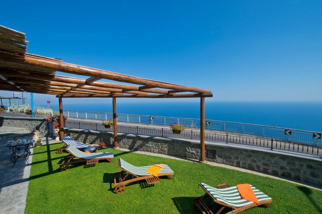La Mela Blu Bed & Breakfast Фуроре Екстериор снимка