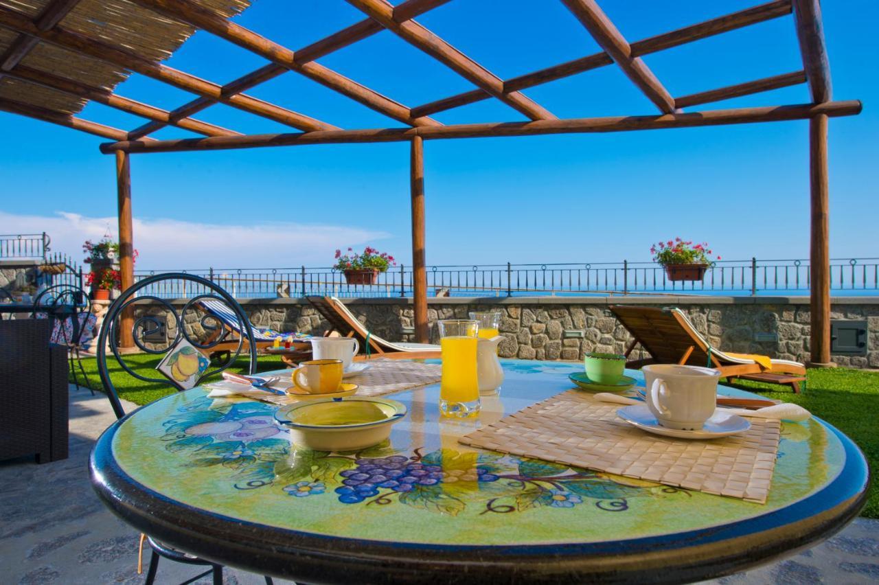 La Mela Blu Bed & Breakfast Фуроре Екстериор снимка